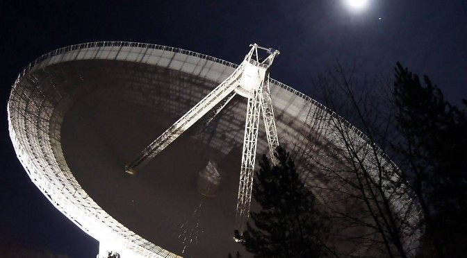 Fotoreportažas apie Efelsbergo 100 metrų skersmens radioteleskopą